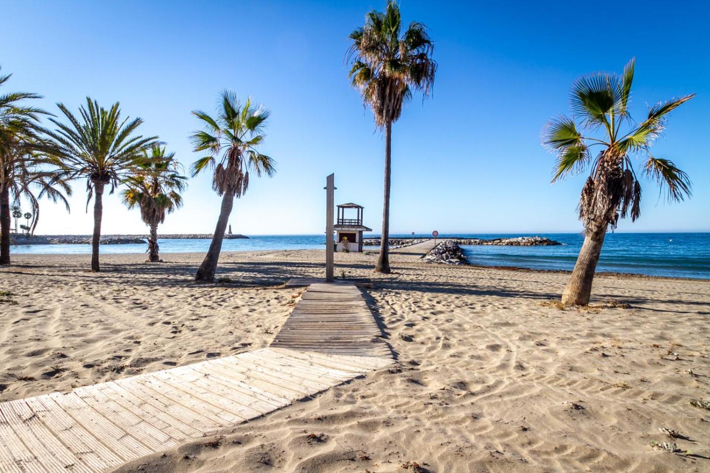 Marbella Banus Suites - Lily Playas Del Duque Banus Beach Apartment Ngoại thất bức ảnh