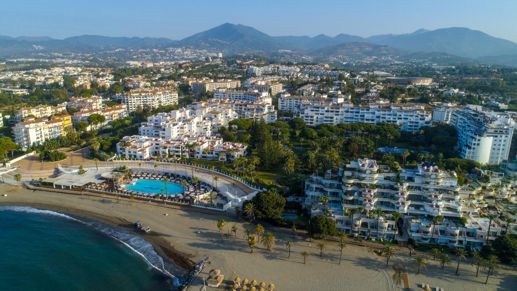 Marbella Banus Suites - Lily Playas Del Duque Banus Beach Apartment Ngoại thất bức ảnh