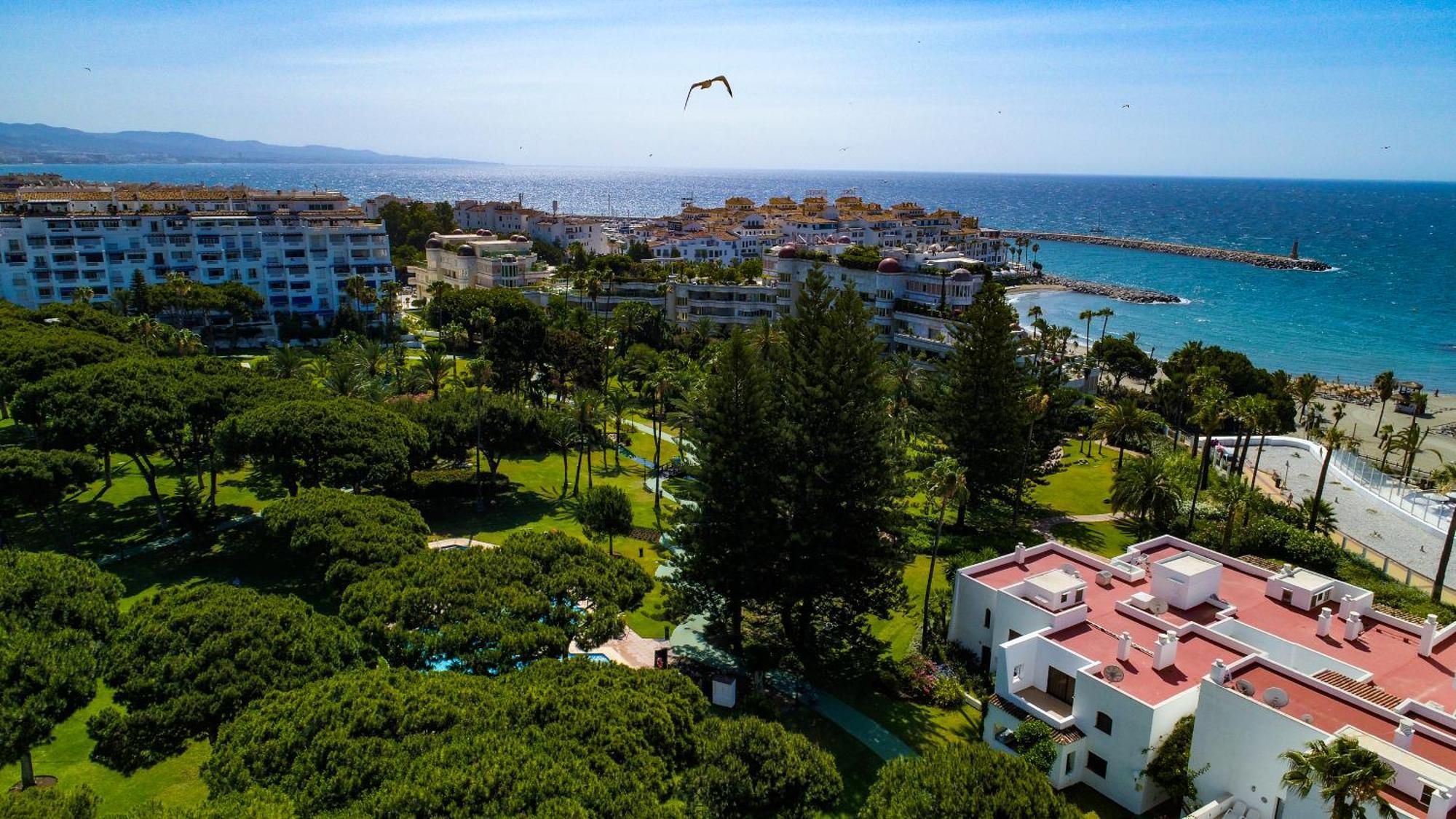 Marbella Banus Suites - Lily Playas Del Duque Banus Beach Apartment Ngoại thất bức ảnh